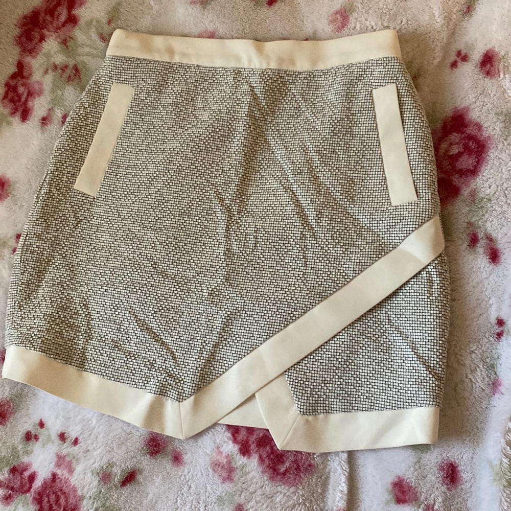 Banana Republic mini skirt